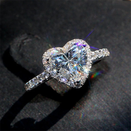 Nyssari™ Glimmerstone Heart Ring